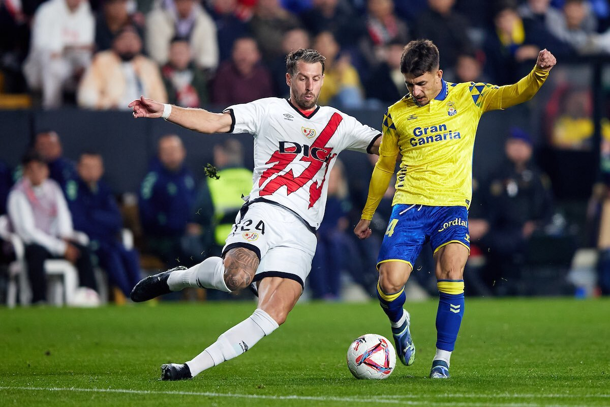 Así fue el primer golazo en LaLiga de Manu Fuster, el ex del Guijuelo (VÍDEO)