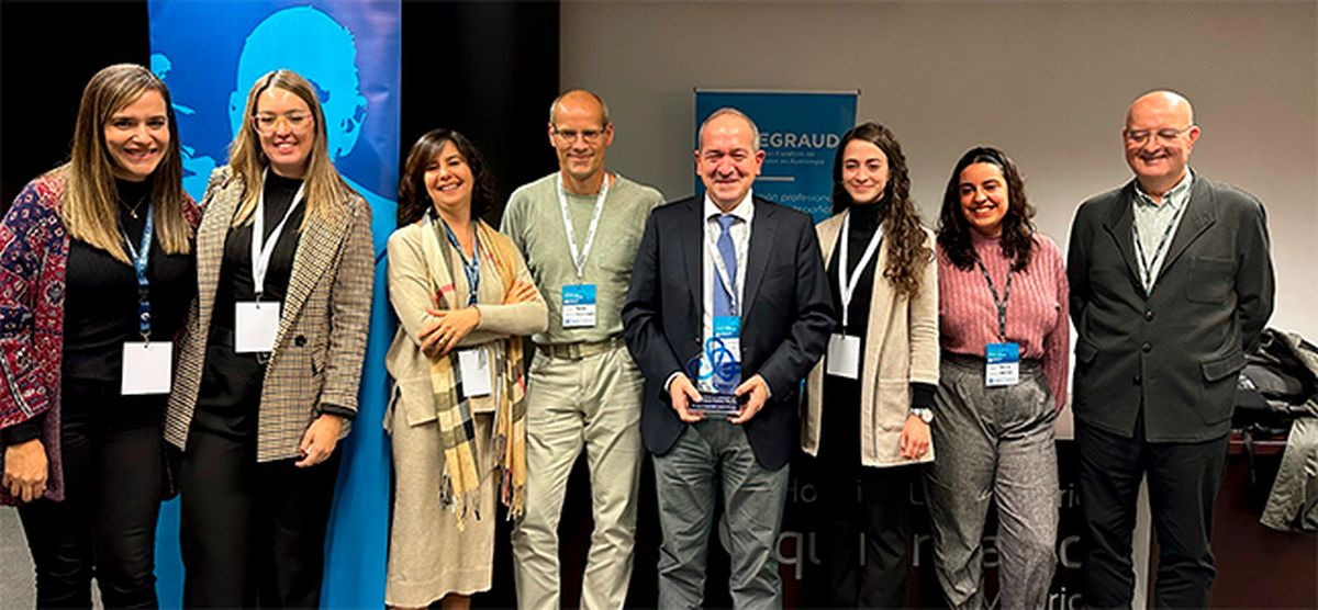 El catedrático de la USAL, Enrique A. López Poveda, gana el  II Premio Nacional de Audiología Enrique Salesa Batlle