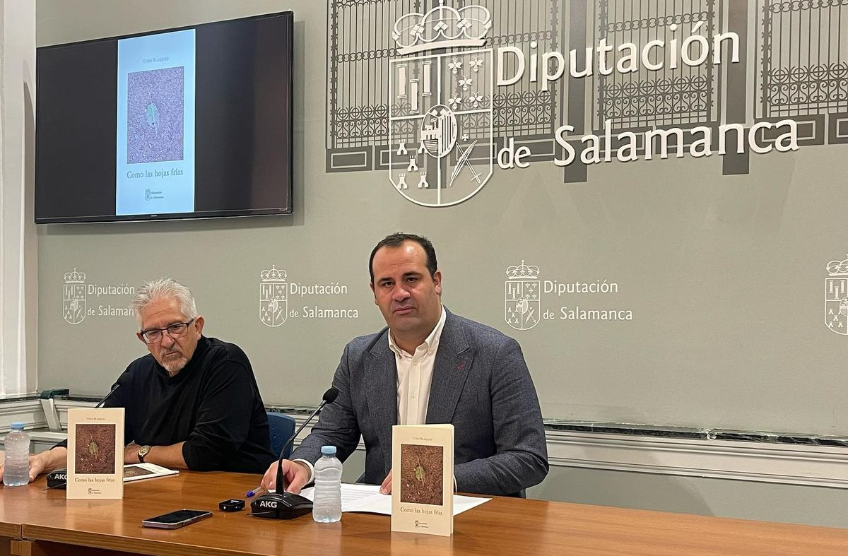 Como las hojas frías, el nuevo poemario del salmantino Toño Blázquez