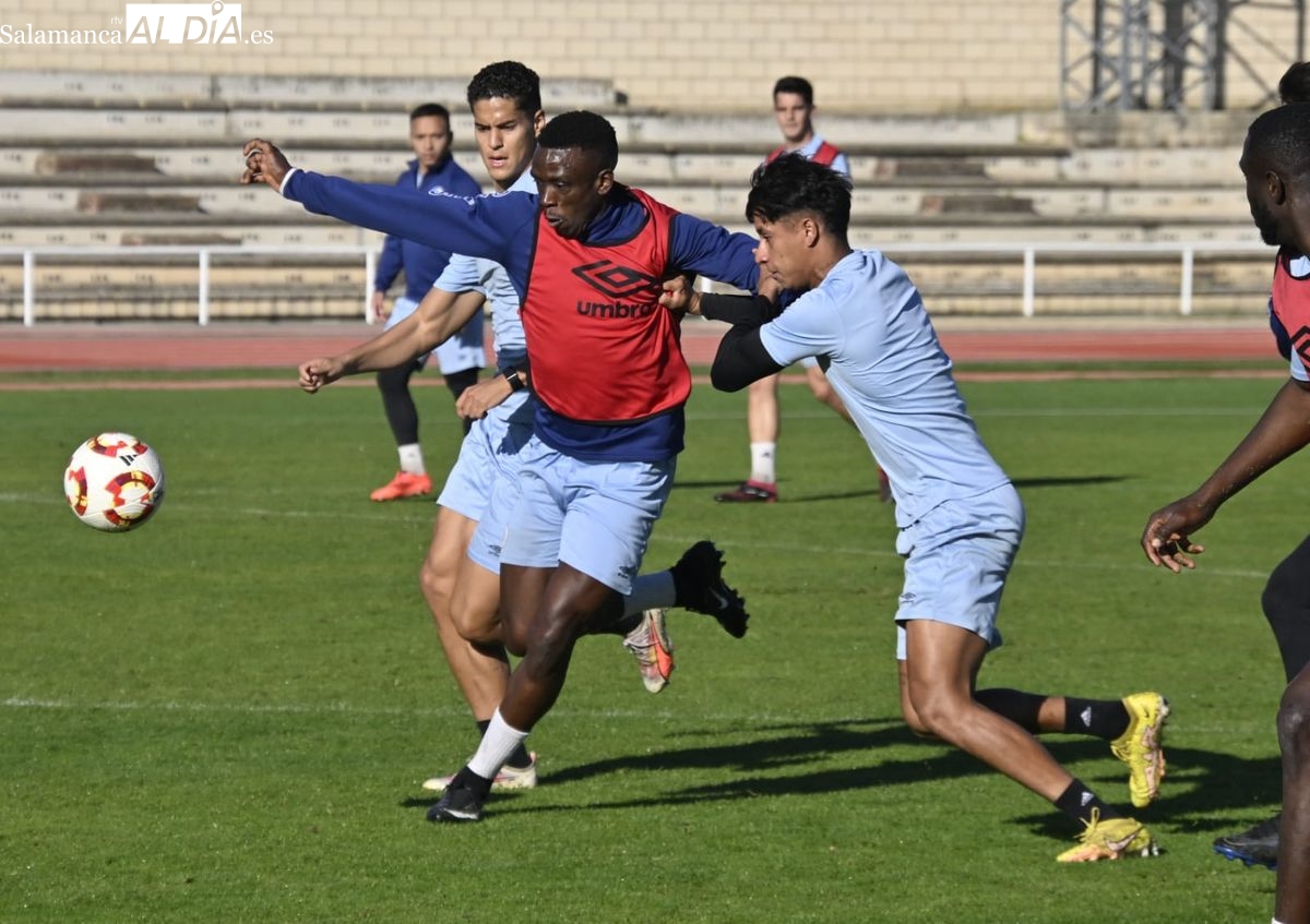 El Salamanca UDS ensaya con el once de gala en busca de la vendetta contra el Ávila (FOTOS)