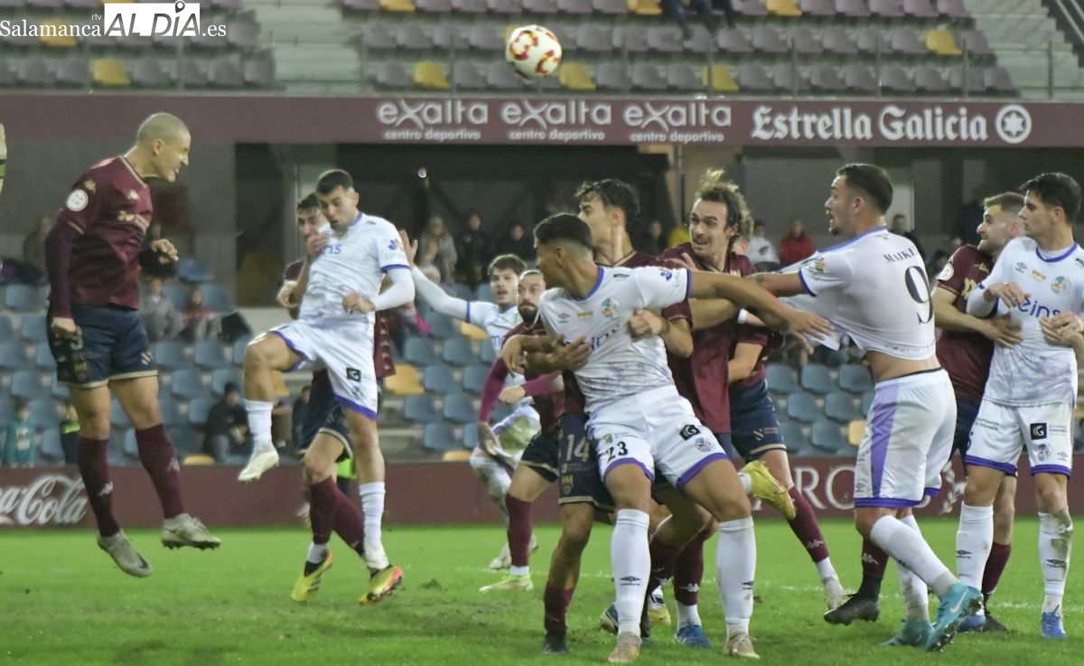 El Salamanca UDS cede en el asedio de Pontevedra antes del Celta y la Copa del Rey (3-1)