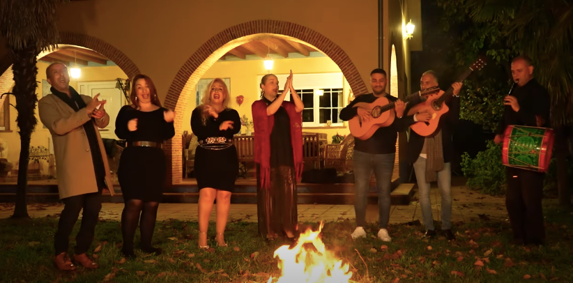 De Salamanca vengo... tierra de toros bravos, flamenco y señorío: Así suena el nuevo villancico salmantino (VÍDEO)