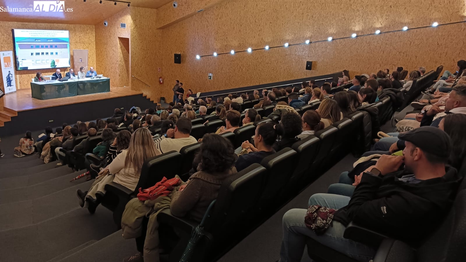 Sorteo de la nueva promoción de 48 viviendas protegidas de alquiler con opción de compra en Pizarrales (FOTOS Y VÍDEO) 