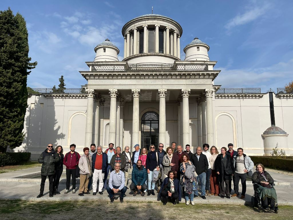 Una treintena de socios de Astróbriga visitan el Real Observatorio de Madrid