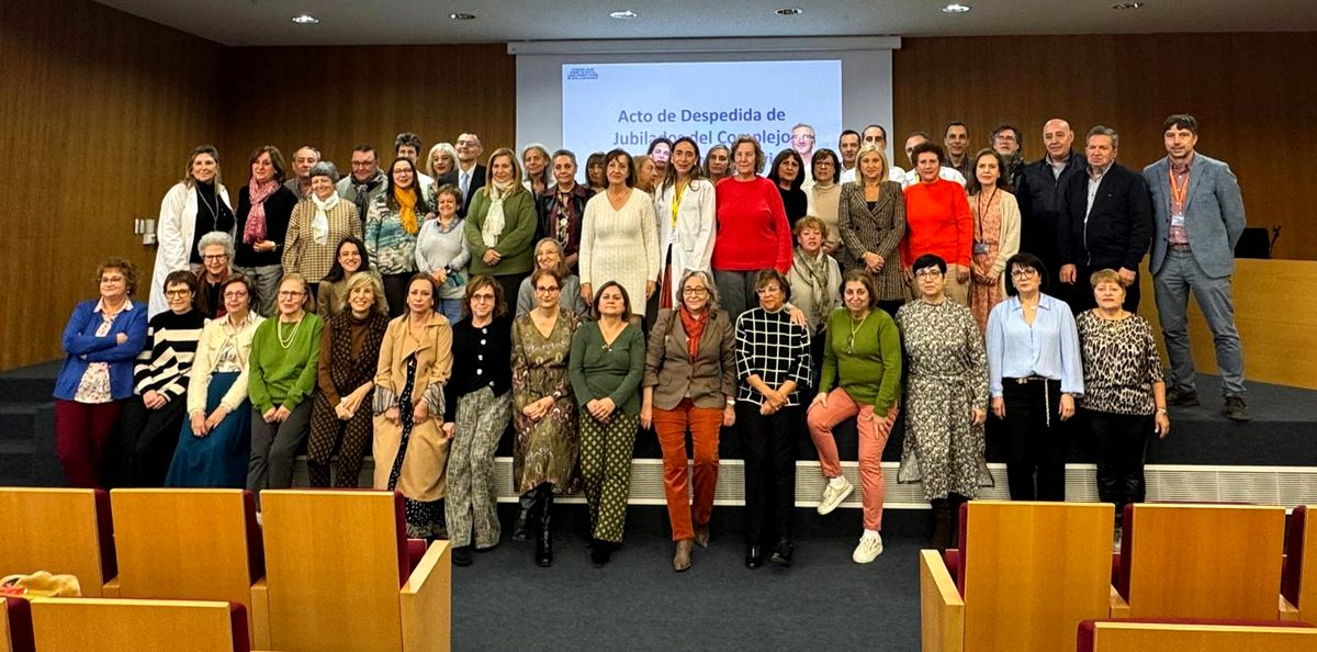 Emotivo reconocimiento a los profesionales que se jubilan en el Complejo Asistencial Universitario de Salamanca