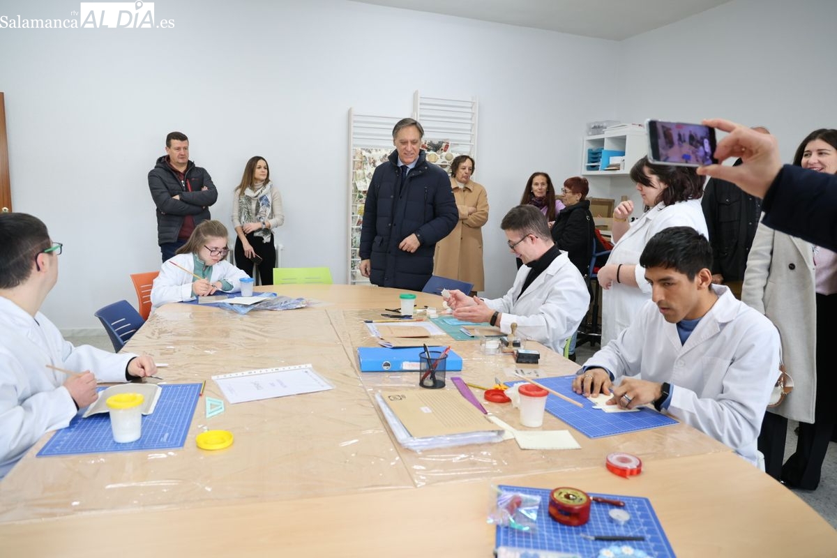FOTOS | La labor diaria en Salamanca para lograr la autonomía de personas con discapacidad intelectual