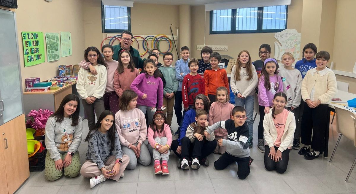 Mayores, jóvenes y pequeños de Carbajosa disfrutan con las actividades navideñas