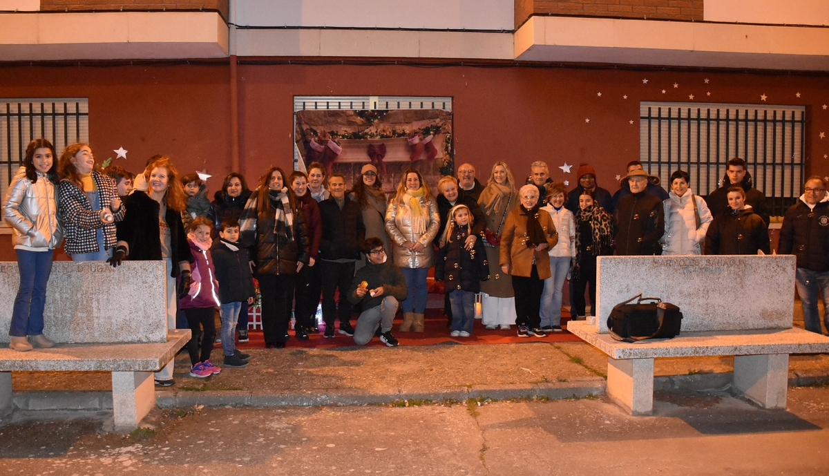 Completada la ruta, disfrutando de más cuentos, del Jurado del Concurso de Decoración Navideña 