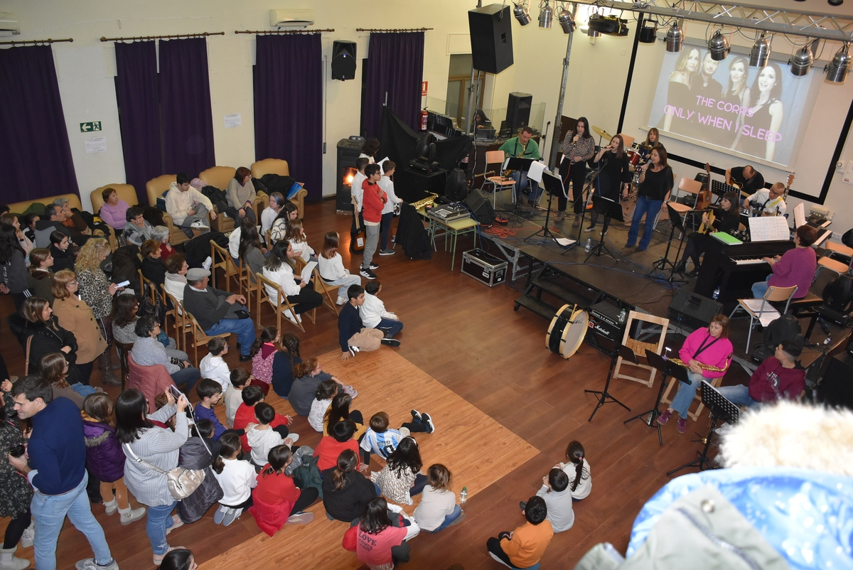 Concurrida alianza musical de alumnos de la Escuela de Música y profes de los IES