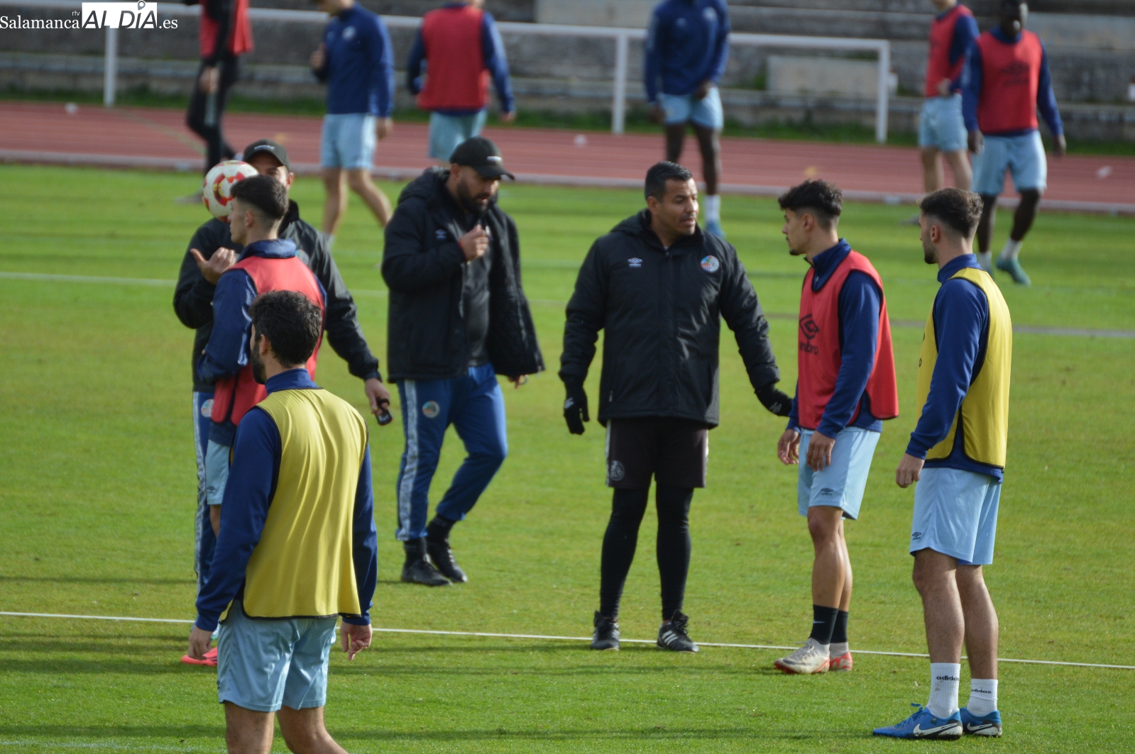 Jehu y Dueñas deshacen los cambios de Pontevedra y vuelven al plan original para el Celta: Jon se cuela entre los titulares en el entrenamiento previo