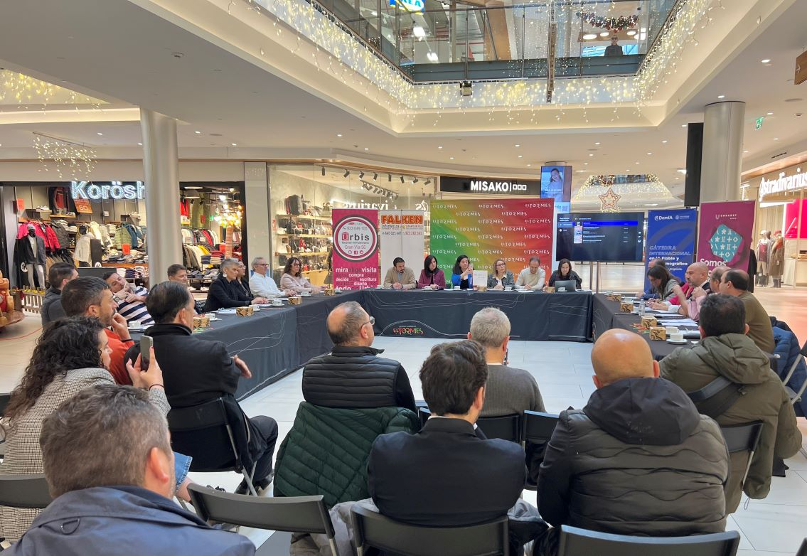 El Tormes acoge la mesa redonda La Inteligencia Artificial, una apuesta por el futuro en las empresas