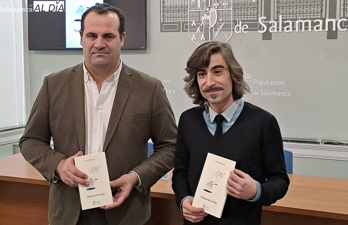 Manual del olvido, el primer libro del poeta salmantino David Martín