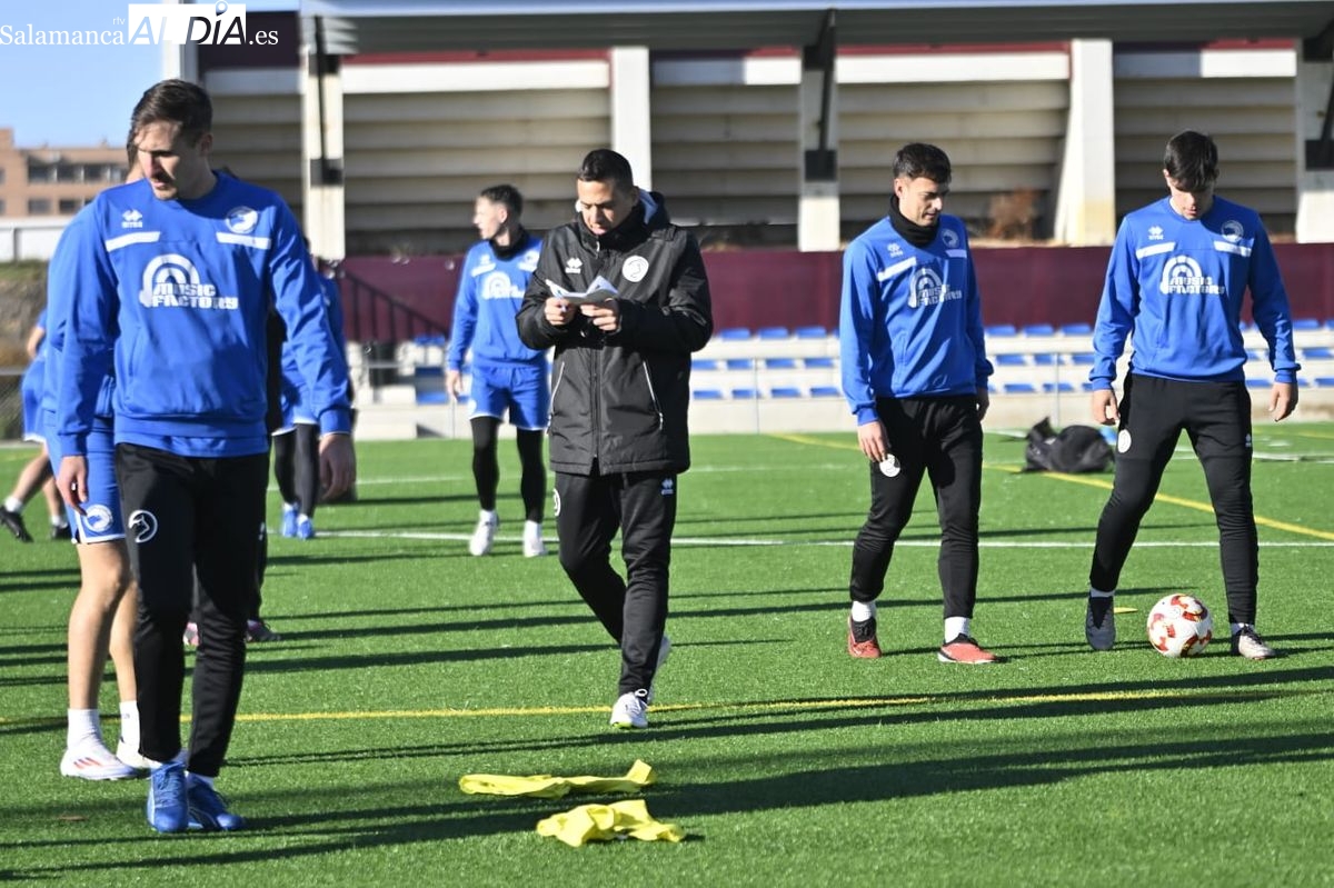 Dos jugadores de Unionistas entrenan al margen del grupo y Vergés es baja por sanción para la Real B