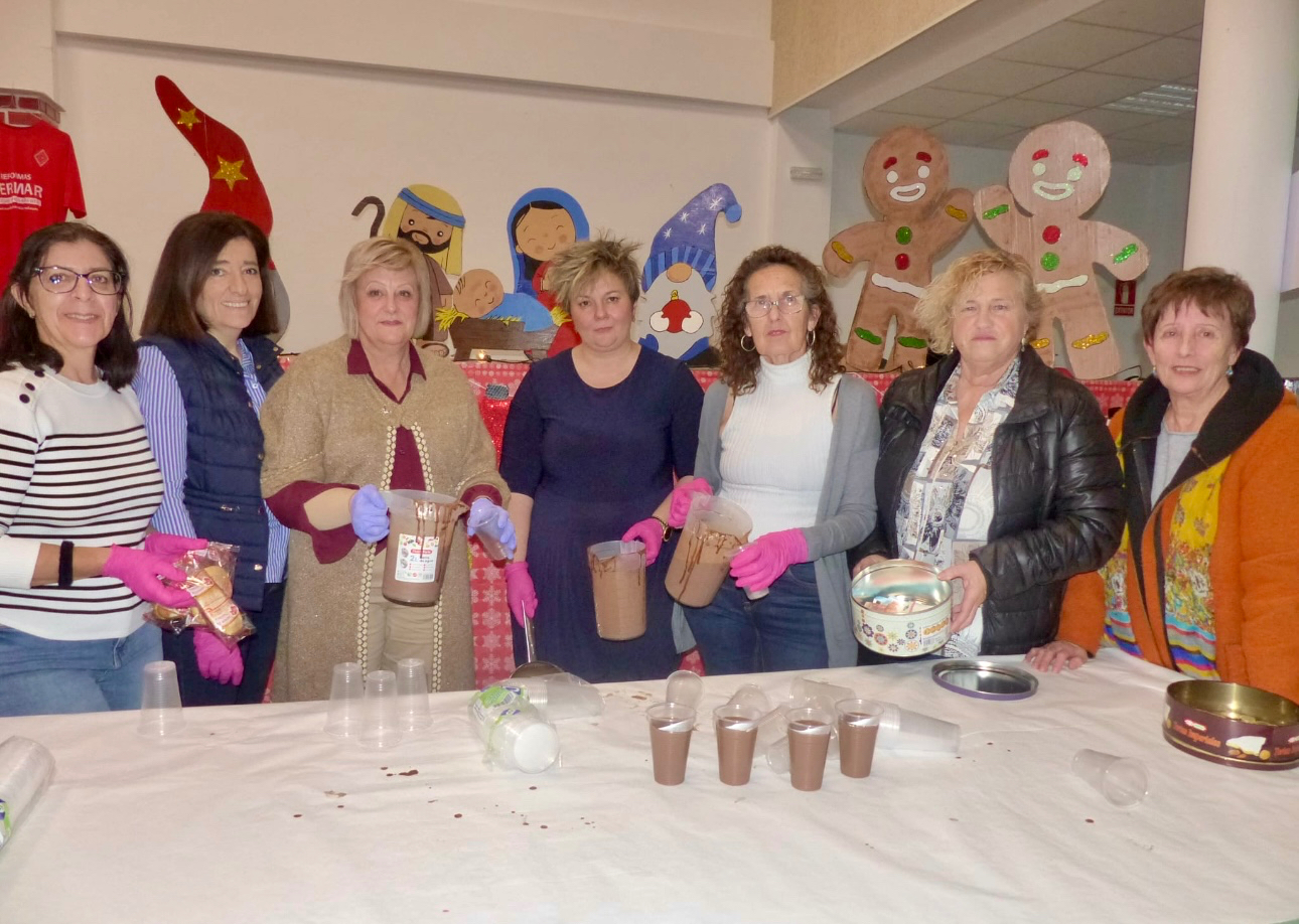 Dulce broche al gran domingo solidario de Villoria con una animada chocolatada en favor de Acción Verapaz