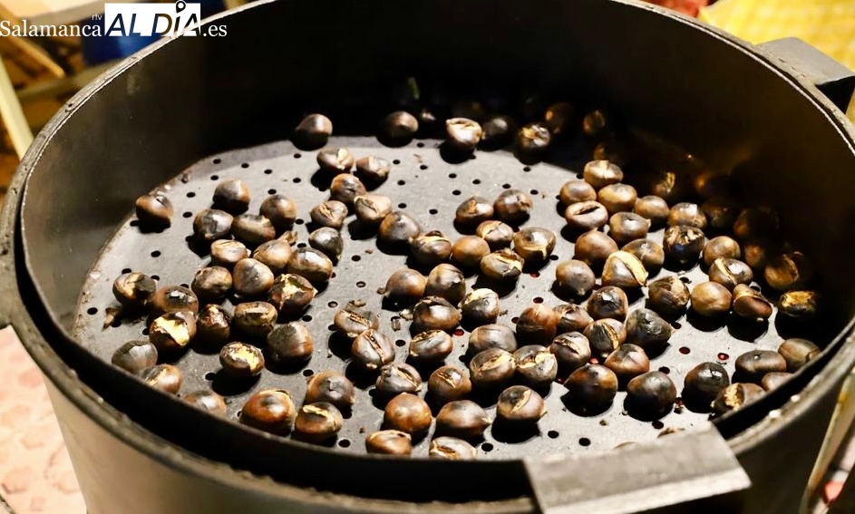 Cuentacuentos, juegos populares o reparto de castañas asadas serán protagonistas de la fiesta de la castañada en Peñaranda