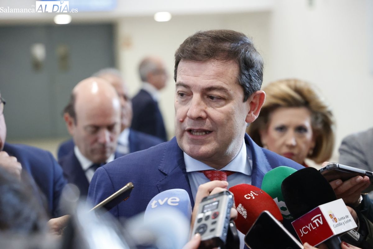 Mañueco presenta una revolución en la atención sanitaria, el Plan de Medicina Personalizada de Precisión 