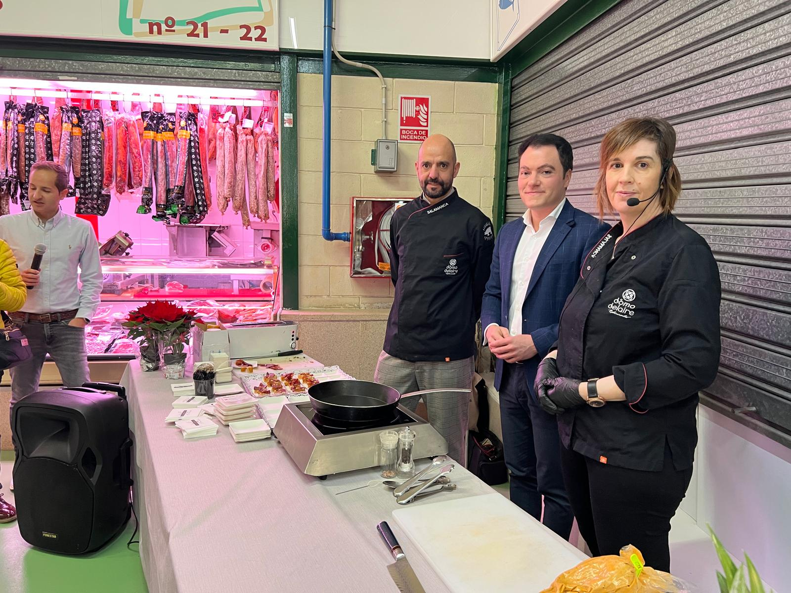 Mil bonos de 10 euros más a los clientes del Mercado de San Bernardo