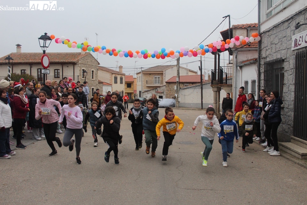 En El Cubo de Don Sancho enfilan el final del año con una divertida carrera de San Silvestre para todos
