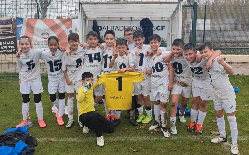 Alevín B del Alba de Tormes CF: trabajo, unión y diversión en el camino hacia el éxito