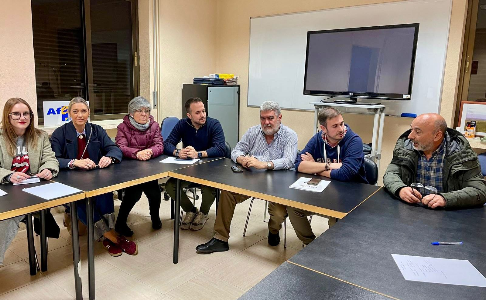 El PSOE y Afecir mantienen una reunión de trabajo