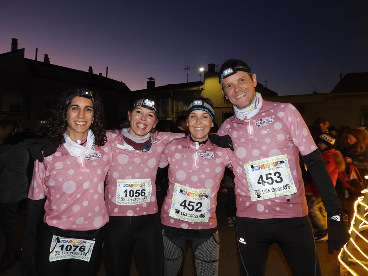 Espectacular carrera nocturna en la Liga de Cross de Cabrerizos 