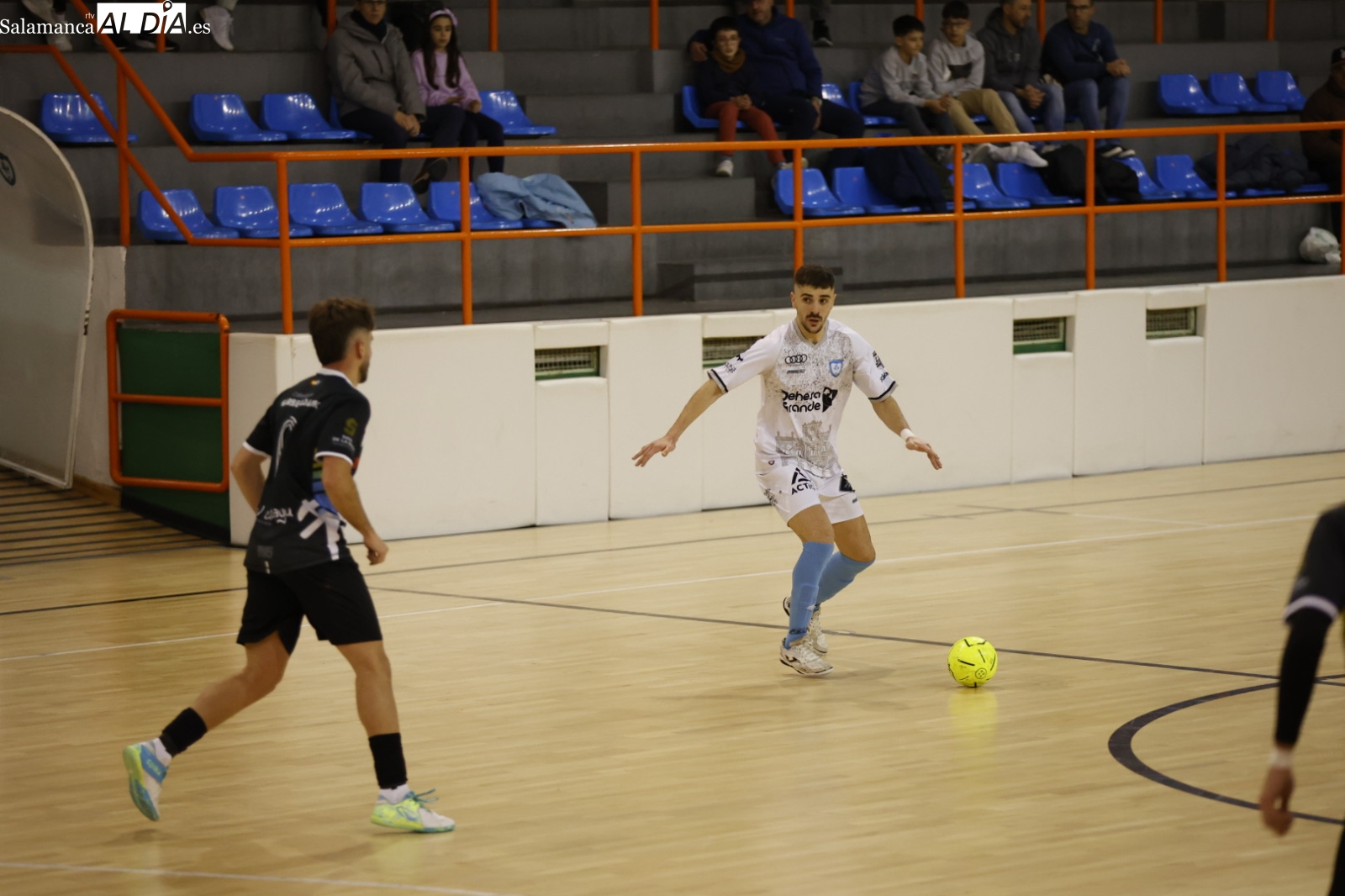 El Salamanca FS supera al Racing de Mieres en La Alamedilla (4-3)