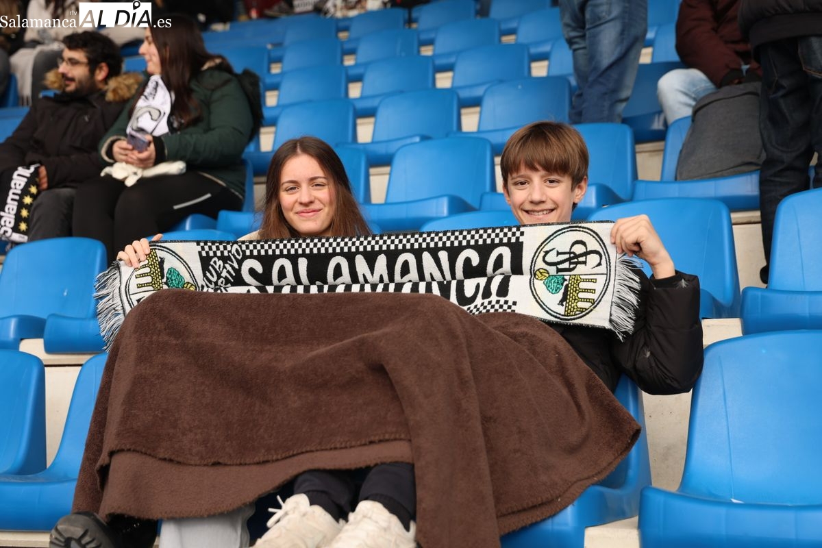 Madrugón, frío, niebla... y ganas de animar a Unionistas por penúltima vez este 2024 en el Reina Sofía (FOTOS Y VÍDEO)