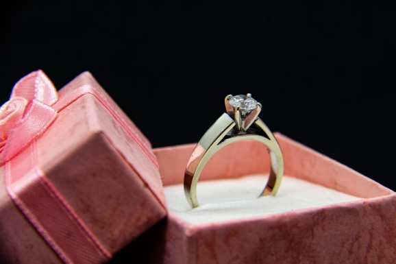 Anillos de moda para regalar esta Navidad