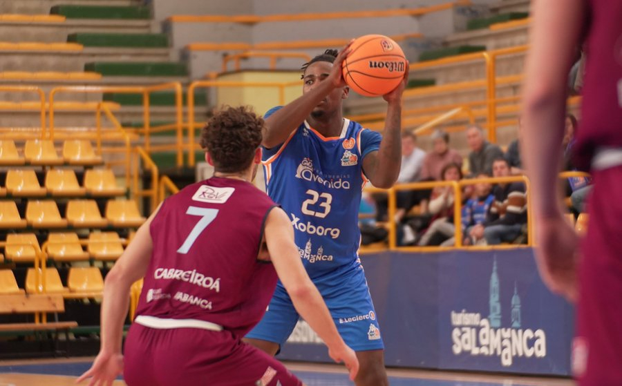 El Perfumerías Avenida Xoborg vence al Obradoiro (92-78)