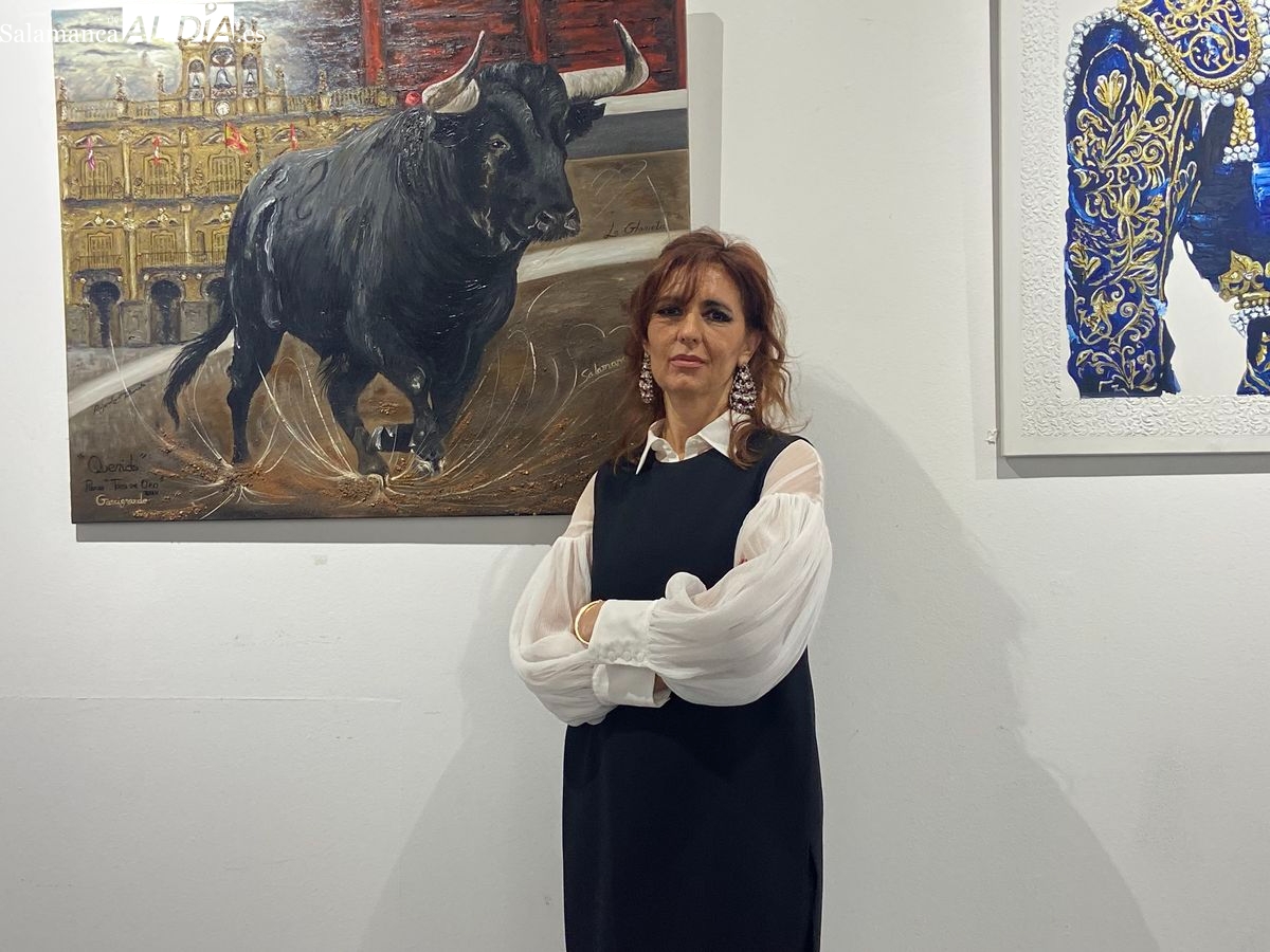 La pintora que innova para conectar al espectador con la belleza y el alma de Salamanca (FOTOS)