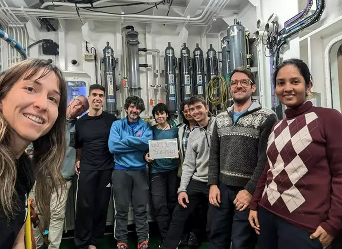 Una investigadora del IRNASA obtiene información climática inédita en la campaña oceanográfica PASSAGE24