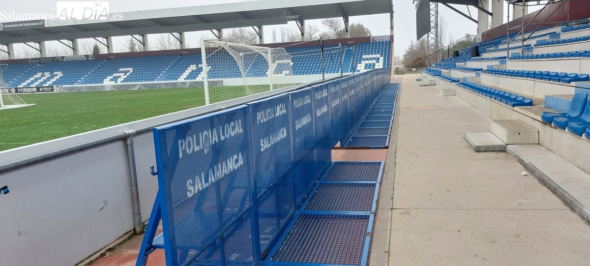 Instalan gradas supletorias y vallas antiavalanchas en el Reina Sofía para el Unionistas - Rayo