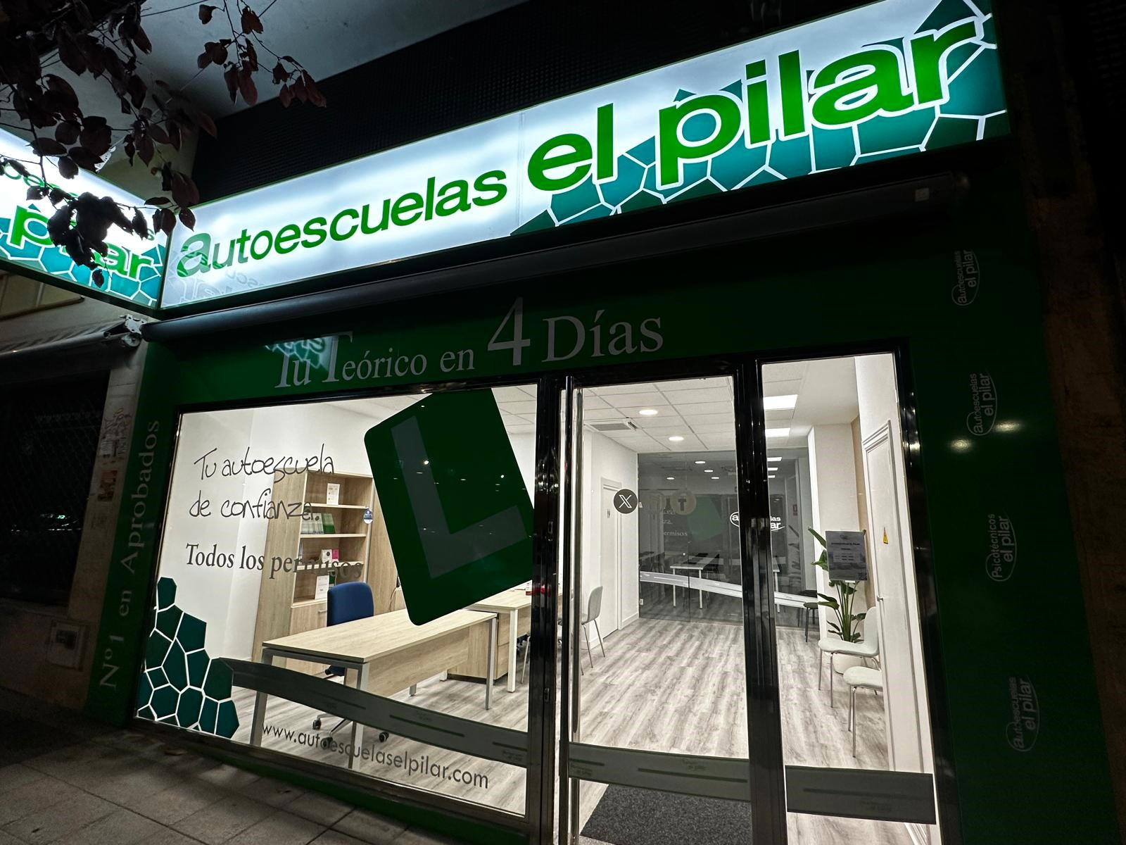 Autoescuelas El Pilar abre una nueva sede en Salamanca