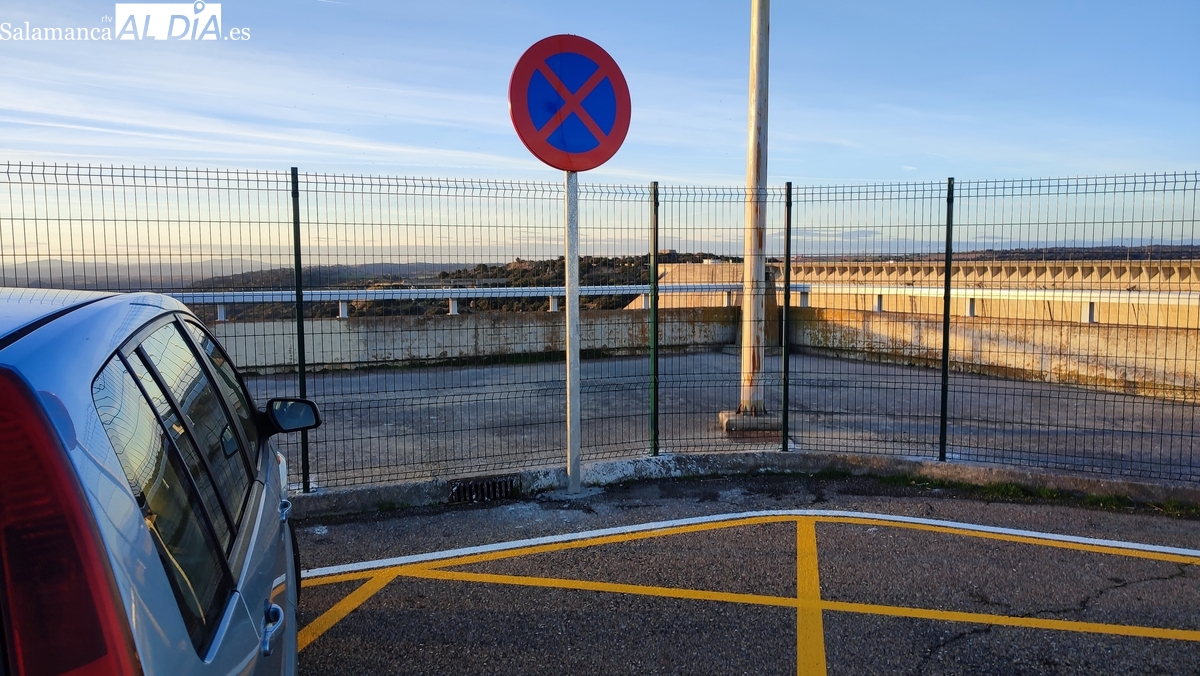 UPL considera que el aparcamiento en la presa de Almendra no vulnera la legislación