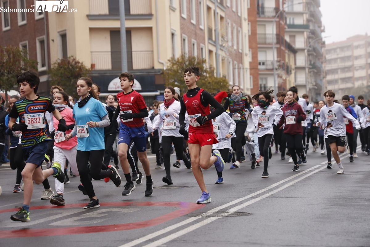 (FOTOS) | Los sub14 y 16 calientan motores para la prueba reina de la San Silvestre Salmantina 2024