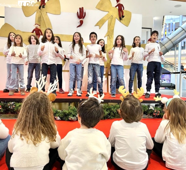 14 grupos de escolares optan al Premio Especial de la Audiencia en el IX Certamen de Villancicos. Ya puedes votar tu favorito