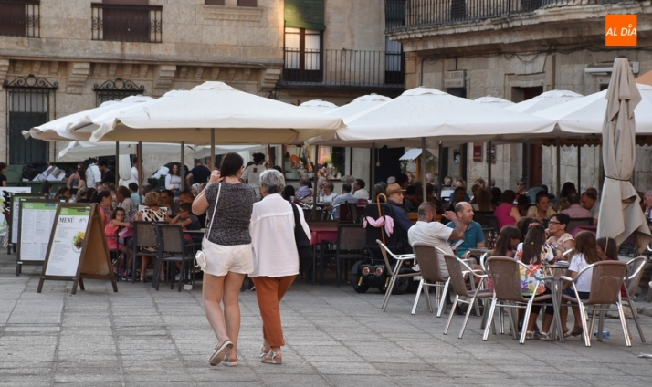 Los hosteleros pueden pedir hasta final de mes cambios en las licencias de sus terrazas para 2025