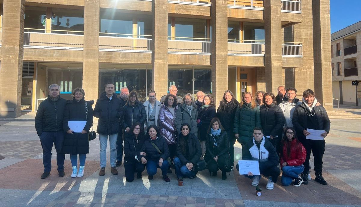 Las AFE ‘Dinamiza Carbajosa’ y ‘Espacios Verdes Carbajosa’ forman a 16 personas desempleadas del municipio