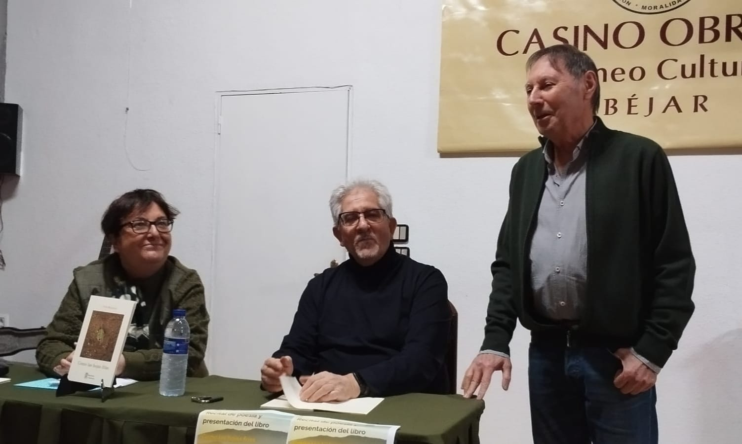 Poemas y canciones de Toño Blázquez en el Casino Obrero de Béjar