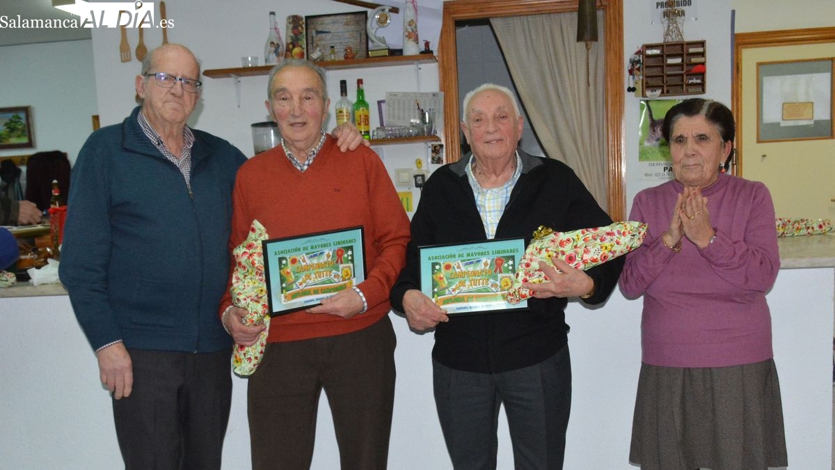Competido Campeonato de Tute en el hogar del jubilado de Lumbrales