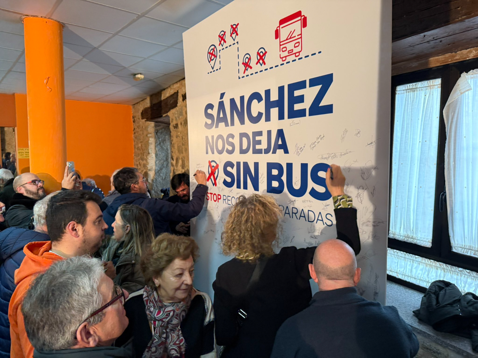 El PP de Salamanca clama contra los recortes de Sánchez en el medio rural 