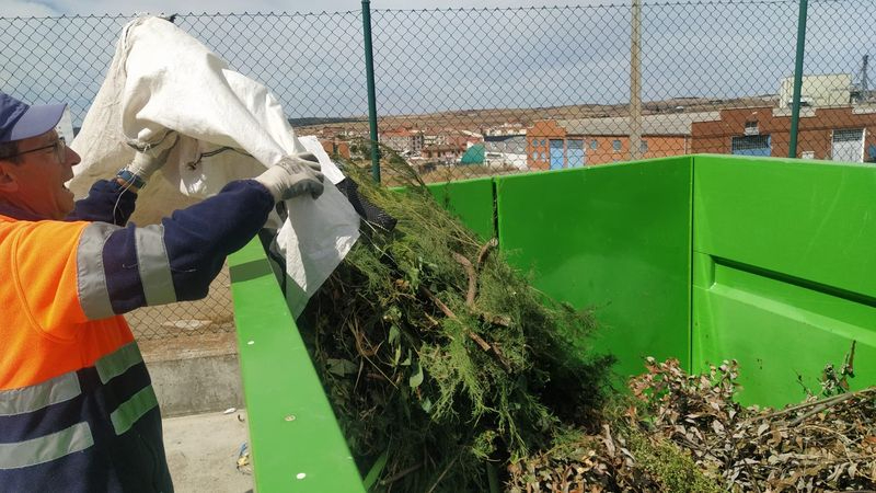 Alba da Vida recicla más de dos toneladas de biorresiduos