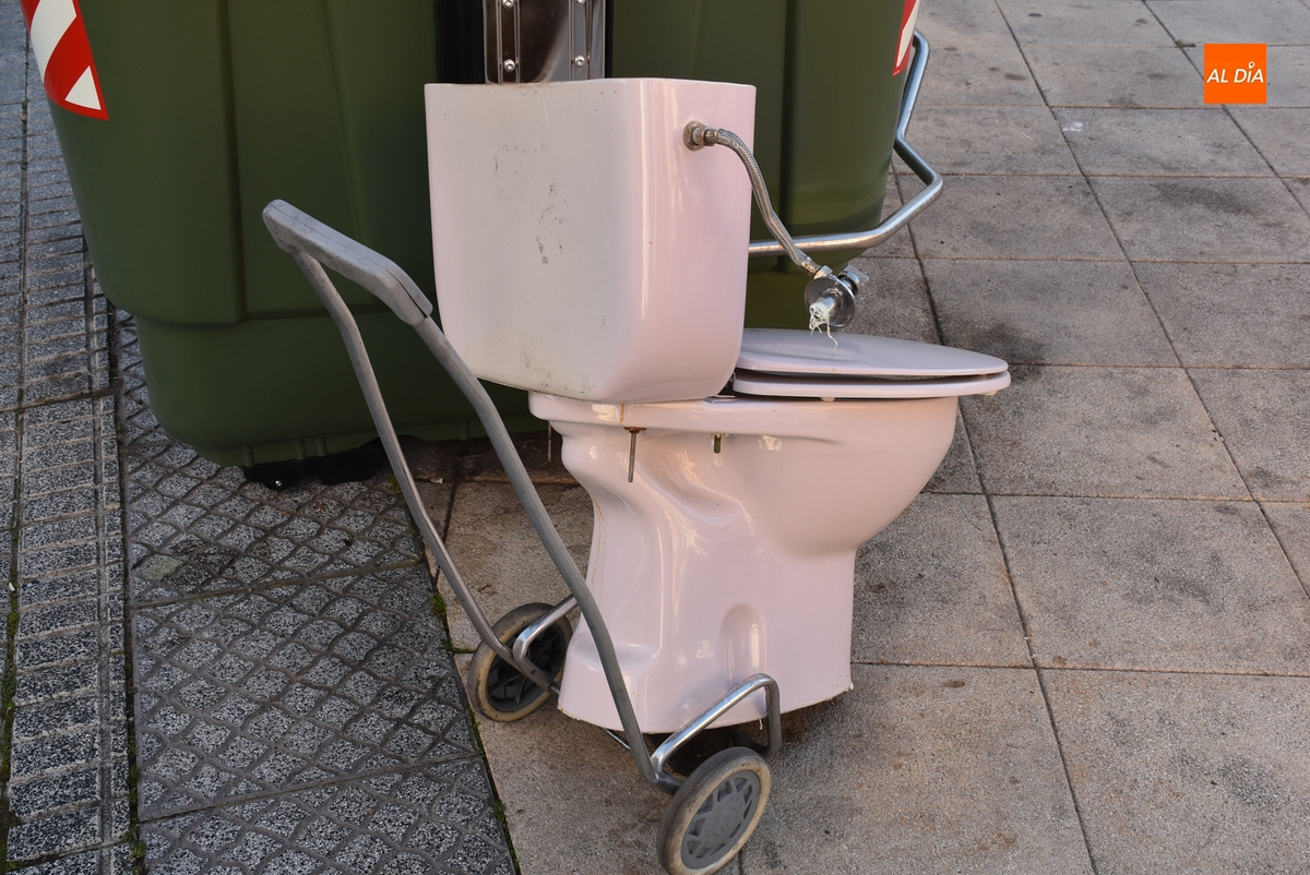 1Foto: Literalmente un baño portátil