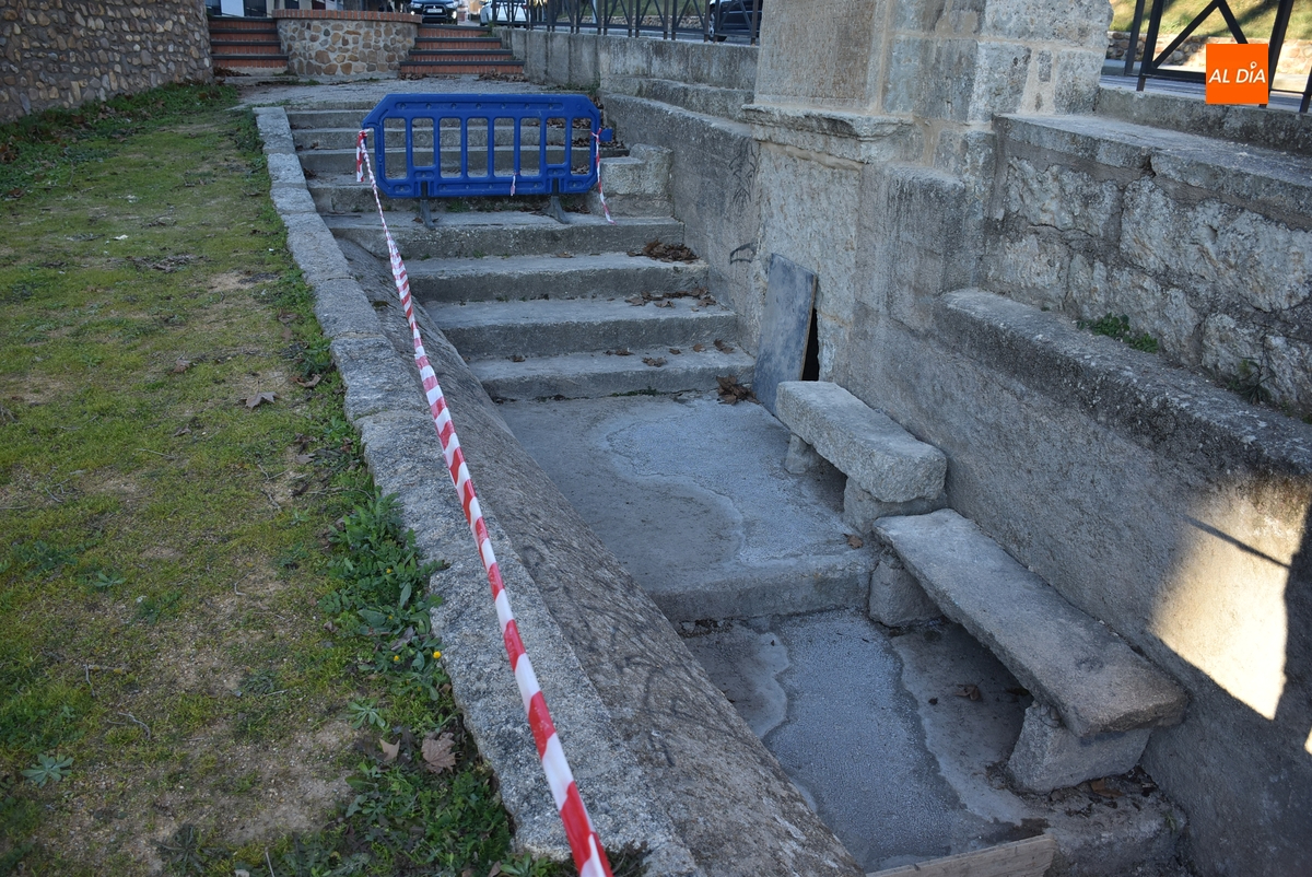 La histórica Fuente de las Tripas se somete a una intervención de reparación y mejora