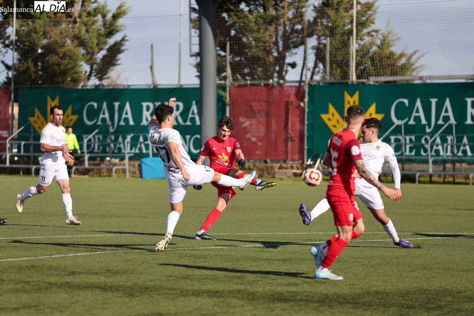 Empate sin goles en el derbi Santa Marta - Ciudad Rodrigo (0-0)