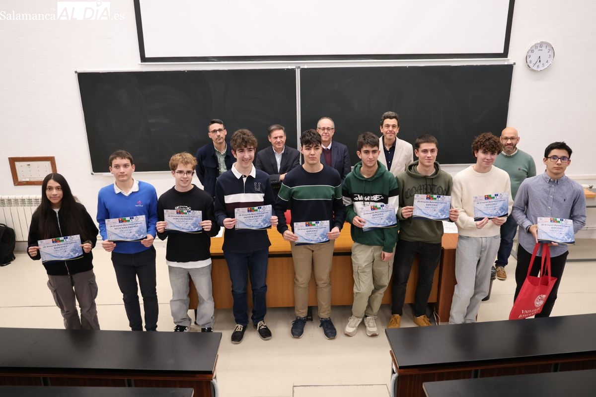 Reconocimiento a los mejores alumnos de la Olimpiada Matemática (FOTOS)