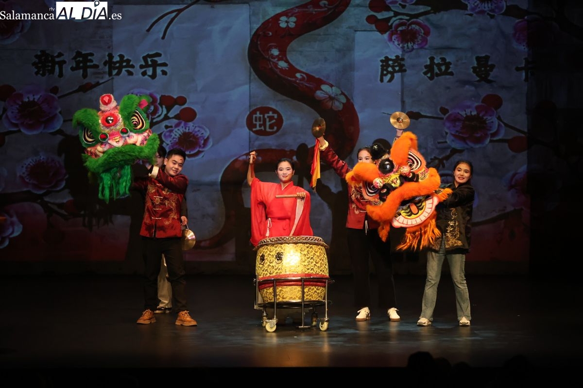 Gran espectáculo de artistas chinos en el Liceo de Salamanca (Vídeo y fotos) 