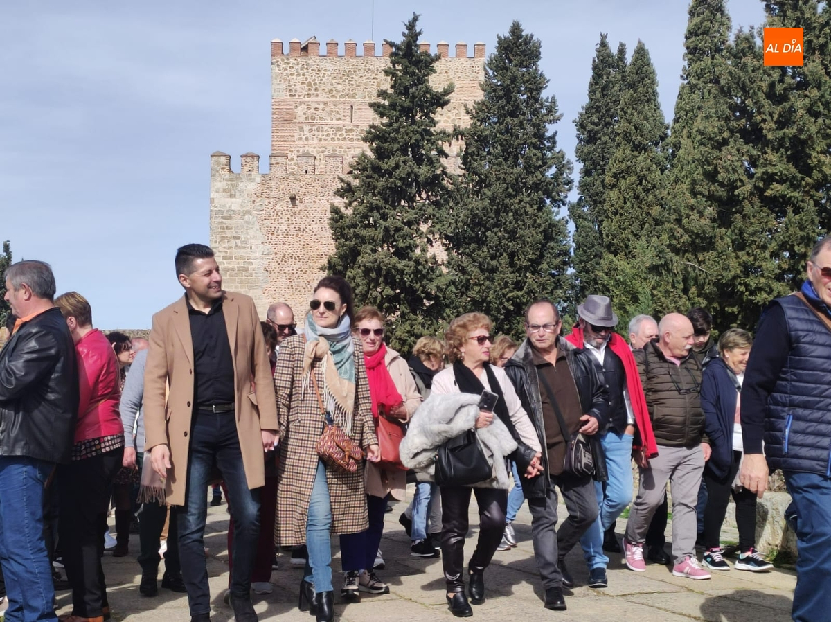 19 personas solicitan entrar en la bolsa de Técnicos de Turismo, y 31 en la de Auxiliares