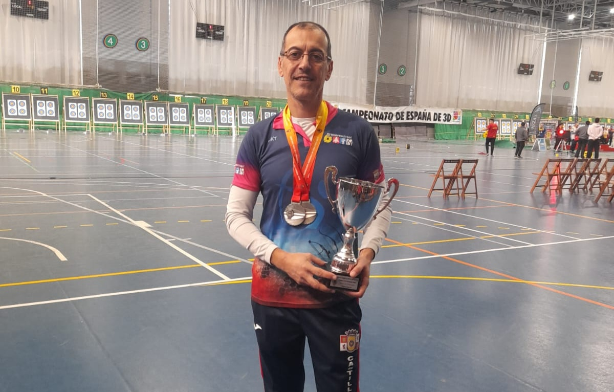 El arquero salmantino Miguel Ángel Carrasco Ramos consigue dos medallas de plata de España en Tiro con Arco