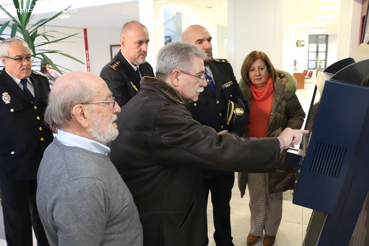 La Policía Nacional dota a Vitigudino de un punto para la renovación de certificados electrónicos